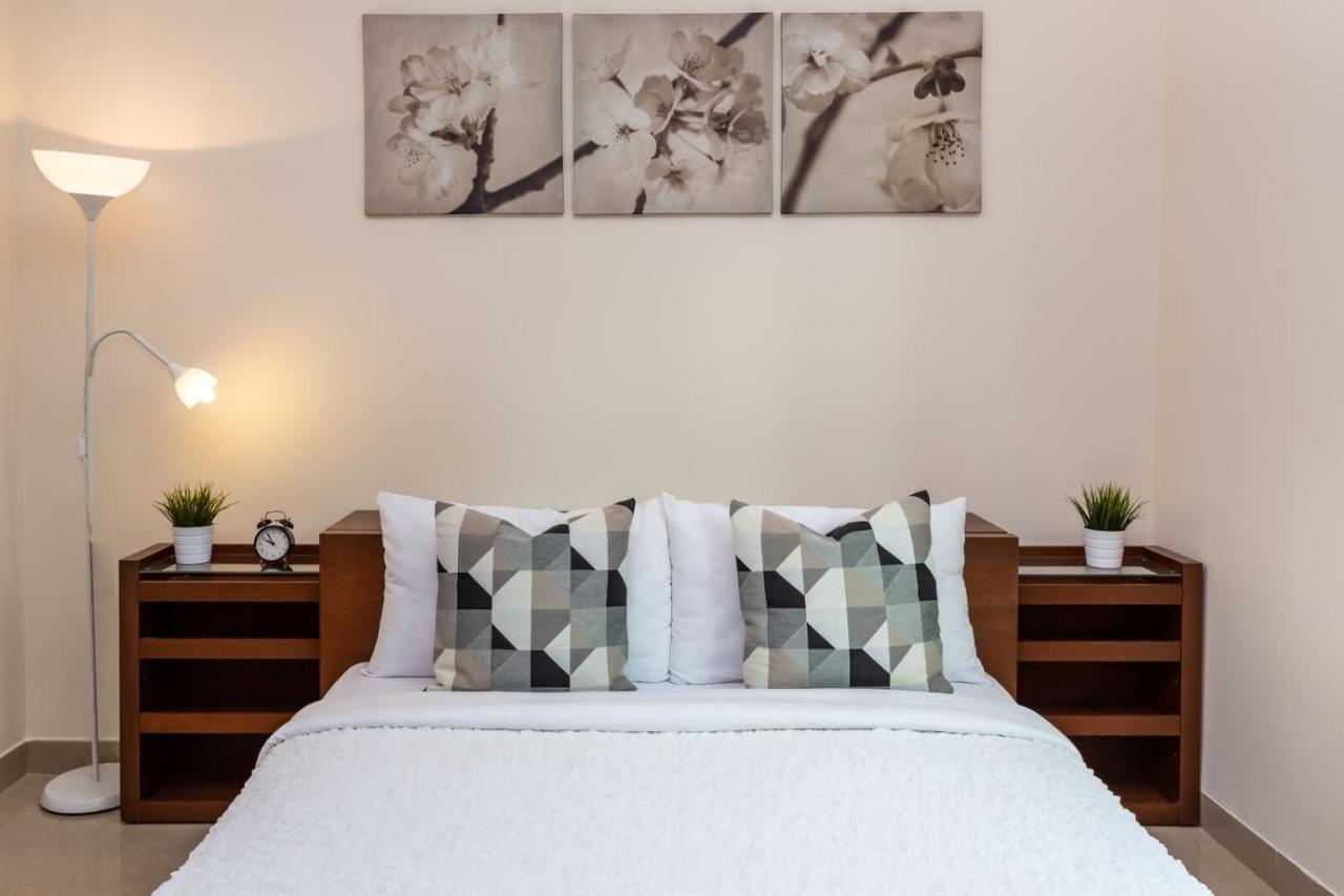 Higuests - Modern Apt In Dubai Marina With Pool And Gym Extérieur photo